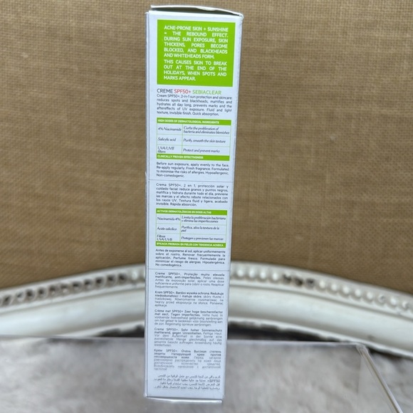 SVR Sebiaclear Creme SPF50 - Picture 5 of 6